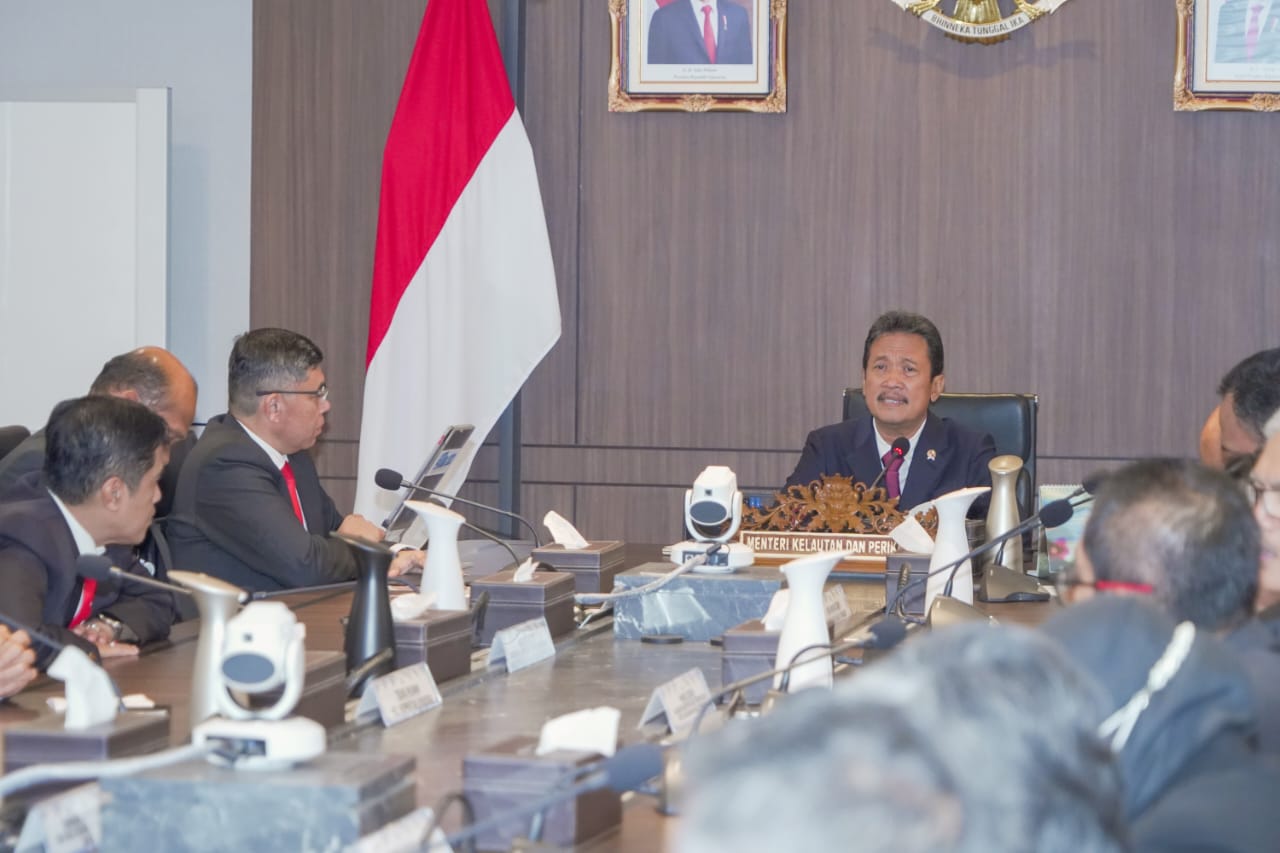 Menteri Trenggono meresmikan penerimaan peserta didik baru Pendidikan Tinggi Vokasi Kelautan dan Perikanan tahun ajaran 2023/2024, melalui video conference