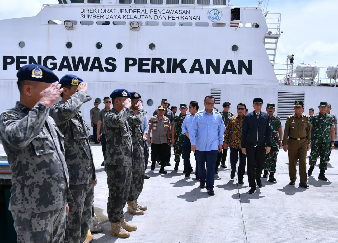 Presiden Jokowi Temui Ratusan Nelayan, Pastikan SKPT Natuna Bermanfaat bagi Nelayan Setempat