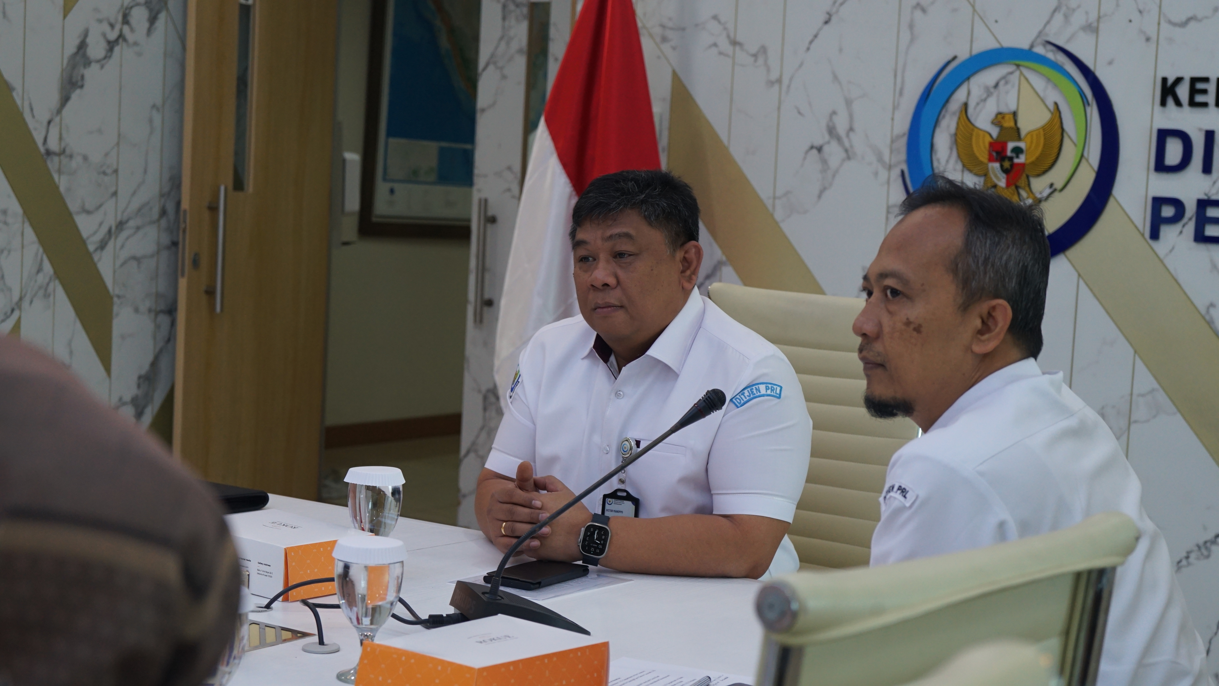 Dirjen Pengelolaan Ruang Laut Victor Gustaaf Manoppo menerima kedatangan delegasi Pemerintah Amerika Serikat untuk mendiskusikan rencana implementasi program TFCCA (Tropical Forest and Coral Reef Conservation Act) di Indonesia,Jakarta (21/8).