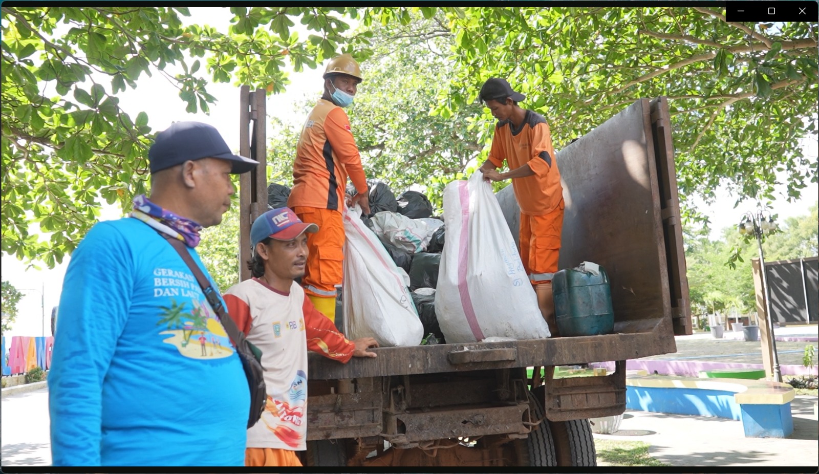 Kegiatan Bulan Cinta Laut di Belitung, (4/7).