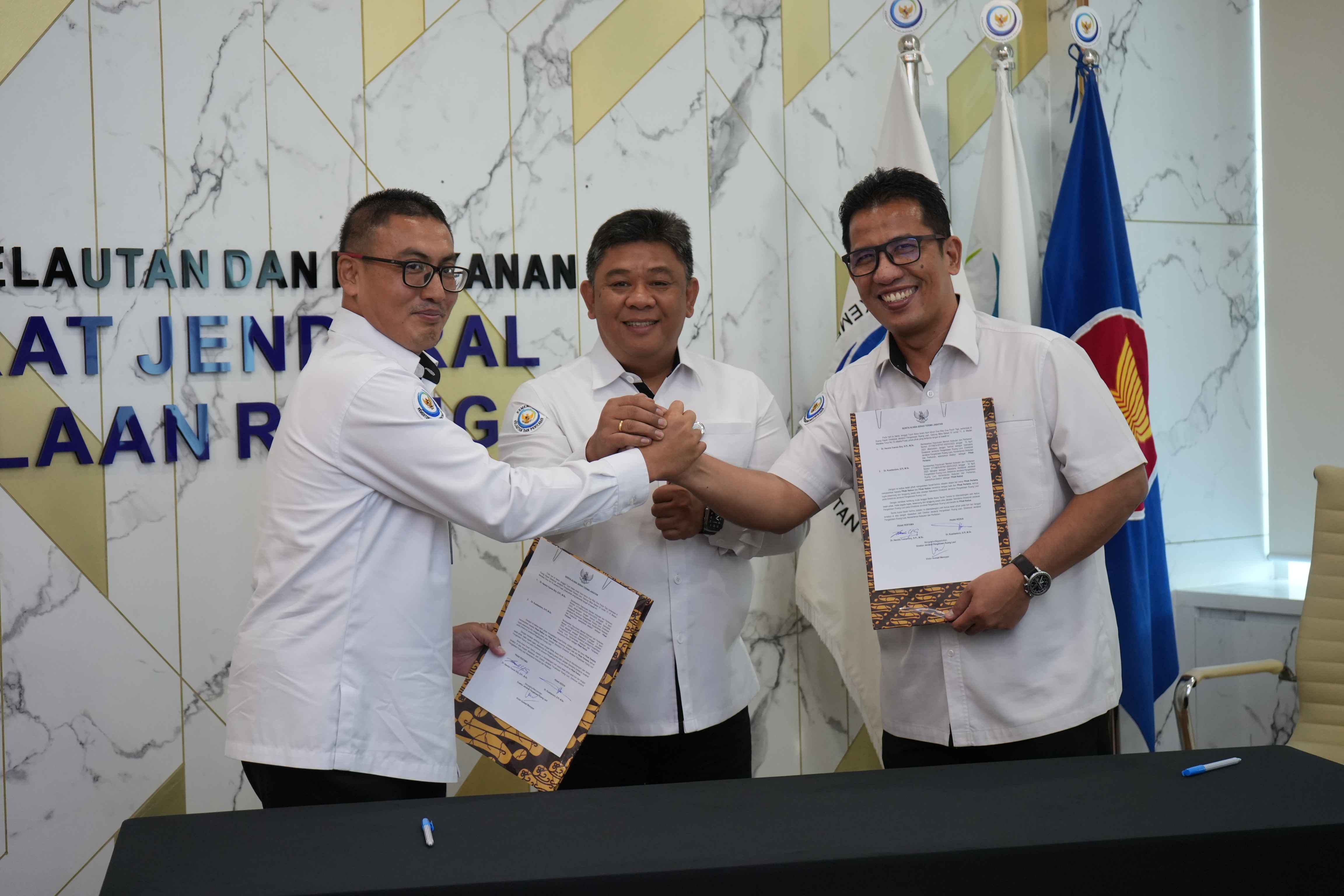 Serah Terima Jabatan Sekretaris Ditjen Pengelolaan Ruang Laut, Jakarta (17/4)