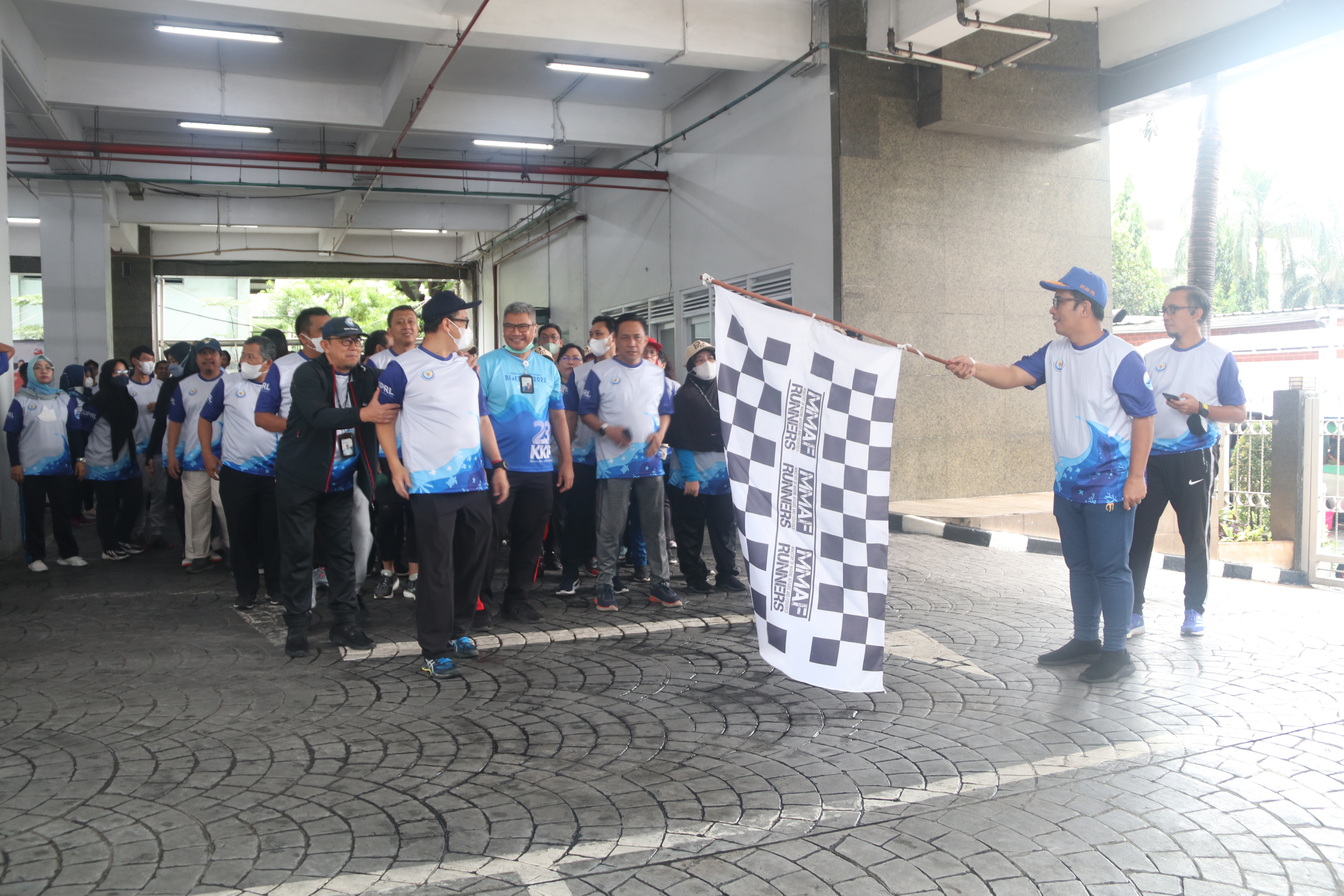 Jalan Sehat Bersama Direktorat Jenderal Pengelolaan Ruang Laut Mengawal Ekologi Laut untuk Ekonomi Biru, Jakarta (3/2).