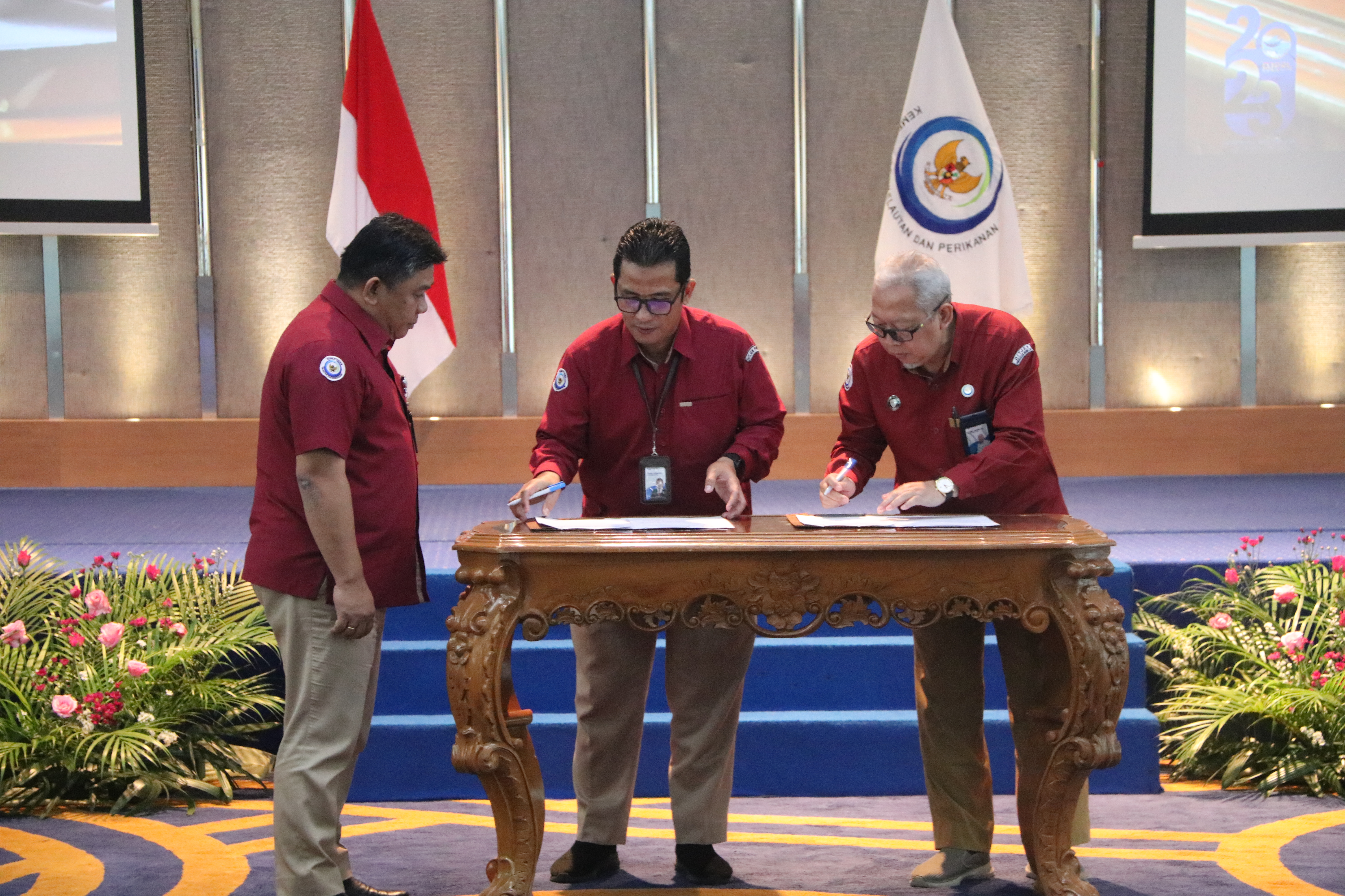 Penandatanganan Perjanjian Kinerja tahun 2023 Lingkup Ditjen Pengelolaan Ruang Laut, Jakarta (2/2)