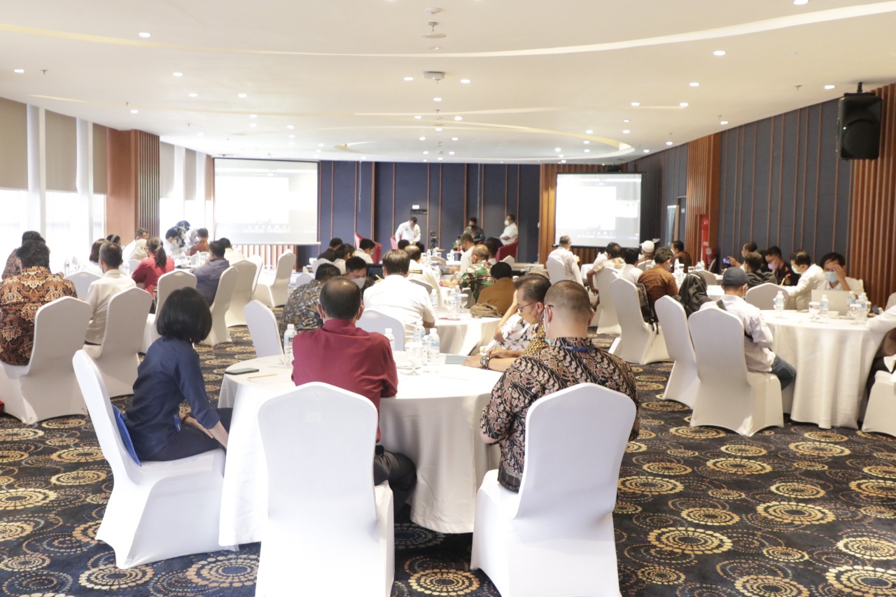 Sosialisasi Persetujuan Kesesuaian Kegiatan Pemanfaatan Ruang Laut (PKKPRL) di Batam (11/4).