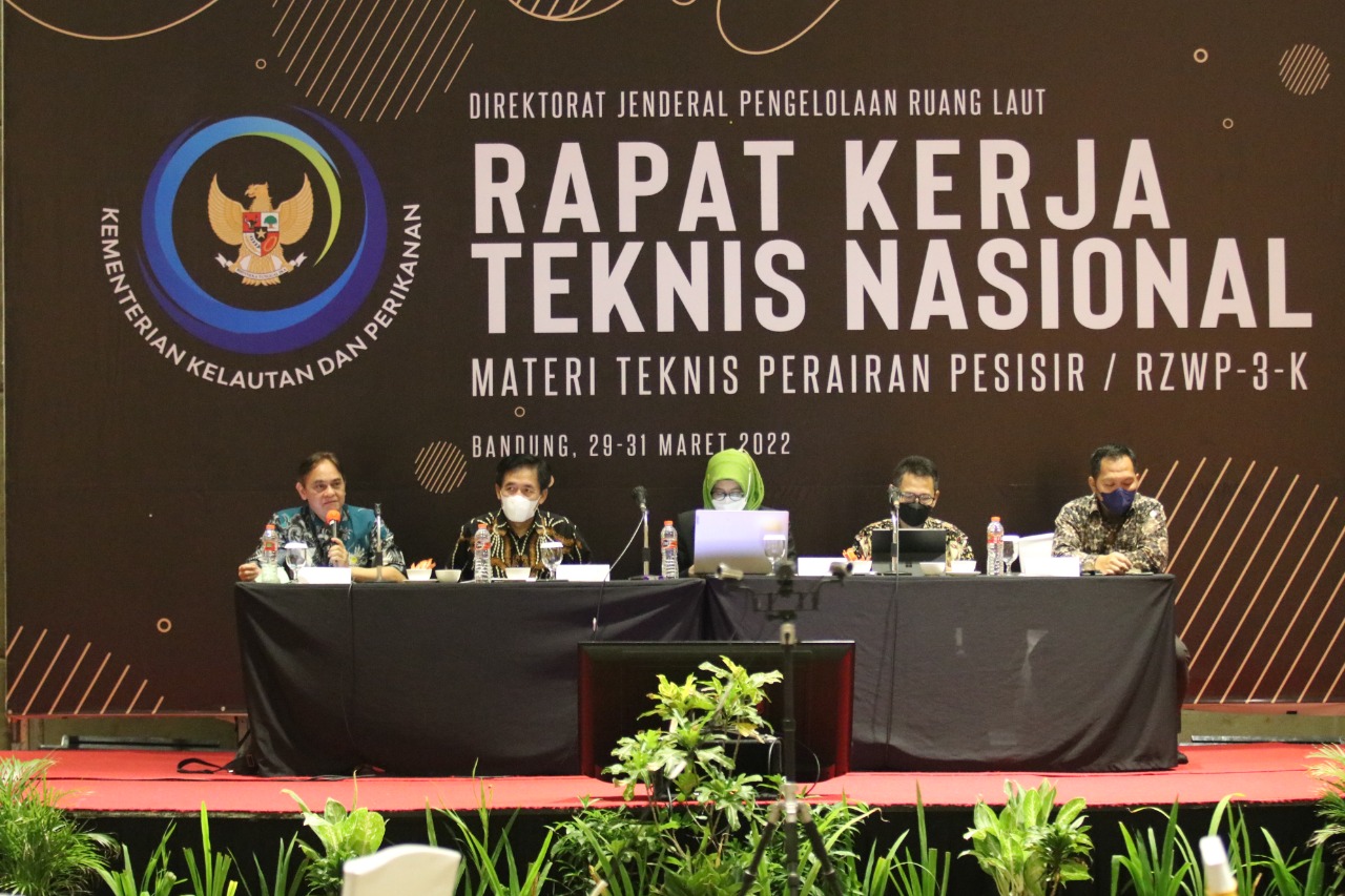 Rapat Kerja Teknis Nasional Materi Teknis Perairan Pesisir / RZWP-3-K