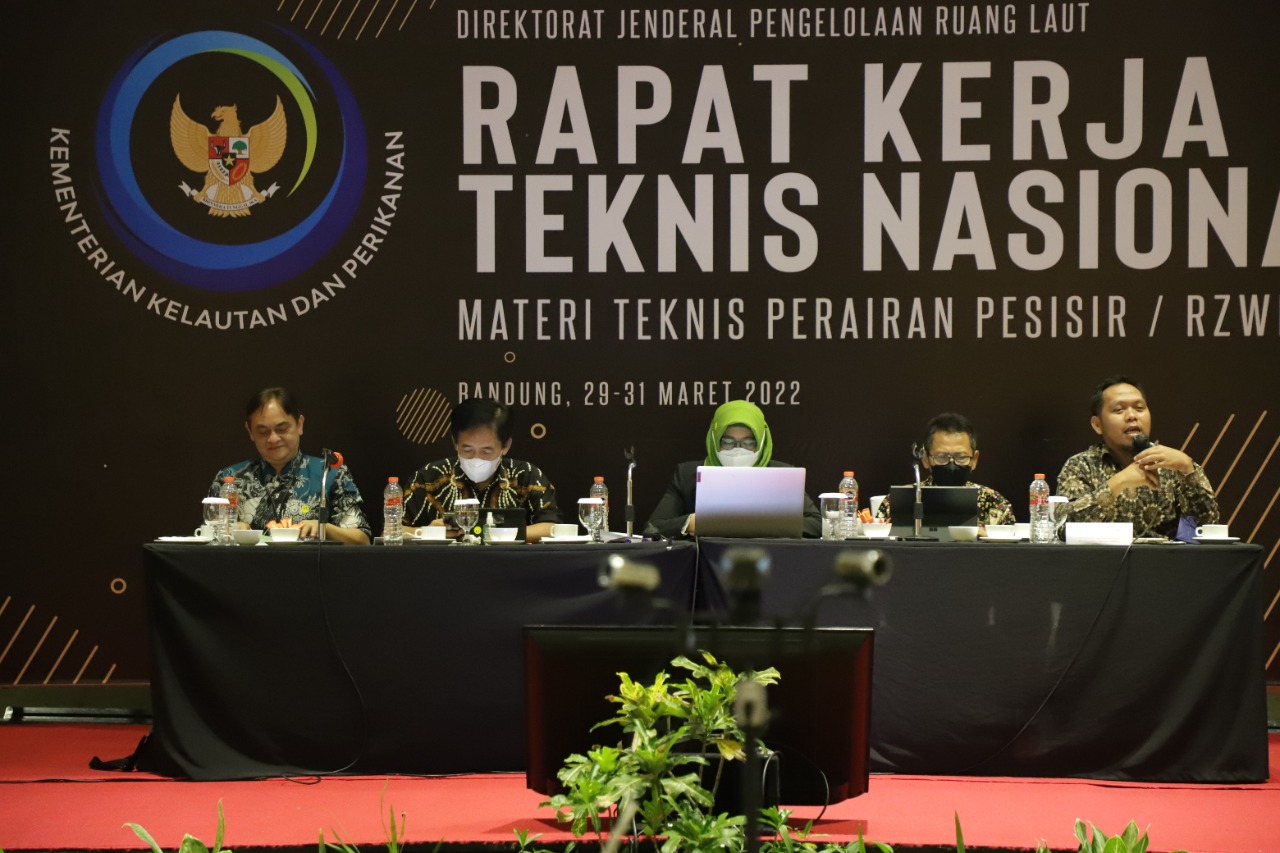 Rapat Kerja Teknis Nasional Materi Teknis Perairan Pesisir / RZWP-3-K