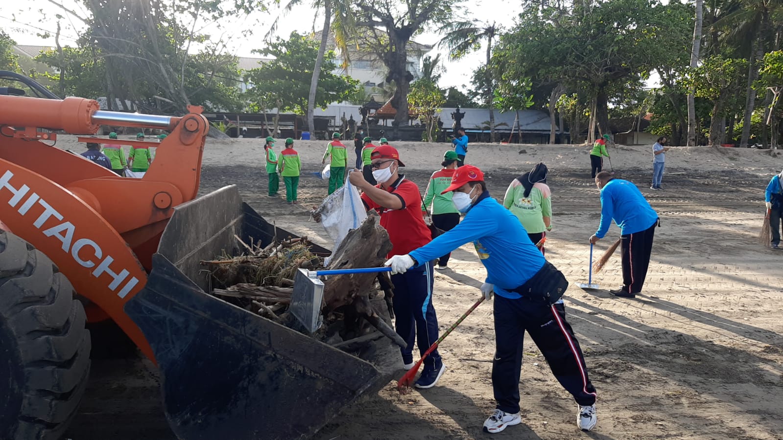 Gerakan Bersih Pantai di Bali (10/3)