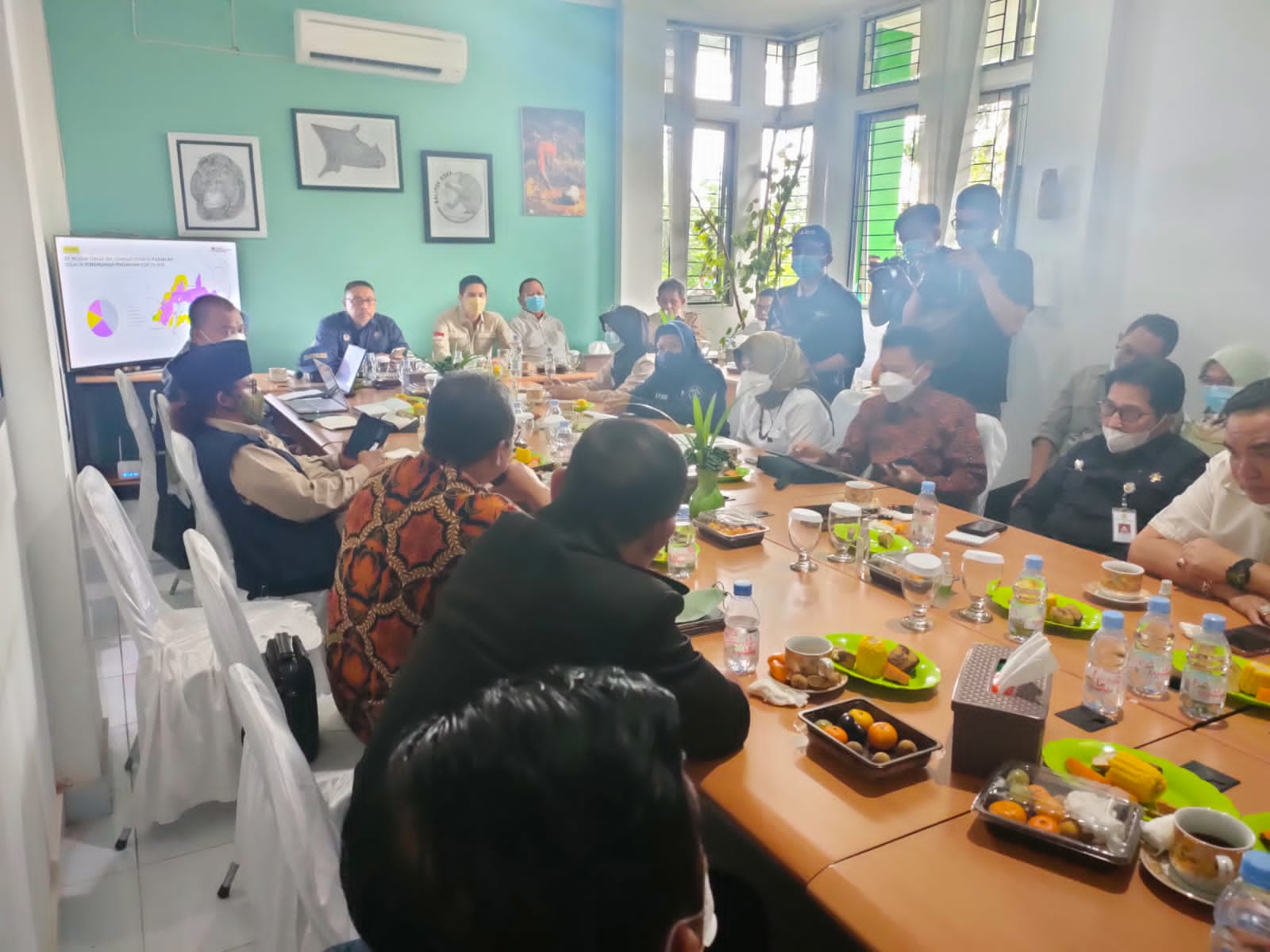 Direktorat Jenderal Pengelolaan Ruang Laut (Ditjen PRL) mendampingi Komisi IV DPR RI melaksanakan kunjungan kerja ke Prov. Kalimantan Timur (18/12)