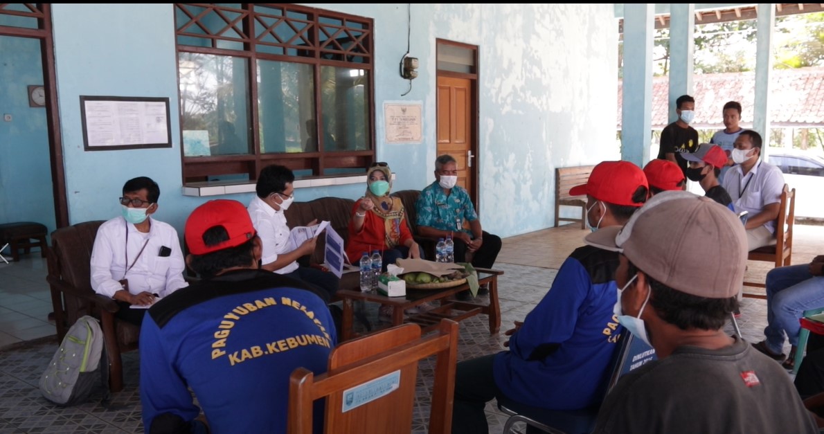 Kunjungan Plt. Dirjen PRL kelokasi penanaman mangrove di Kebumen, (21/8).