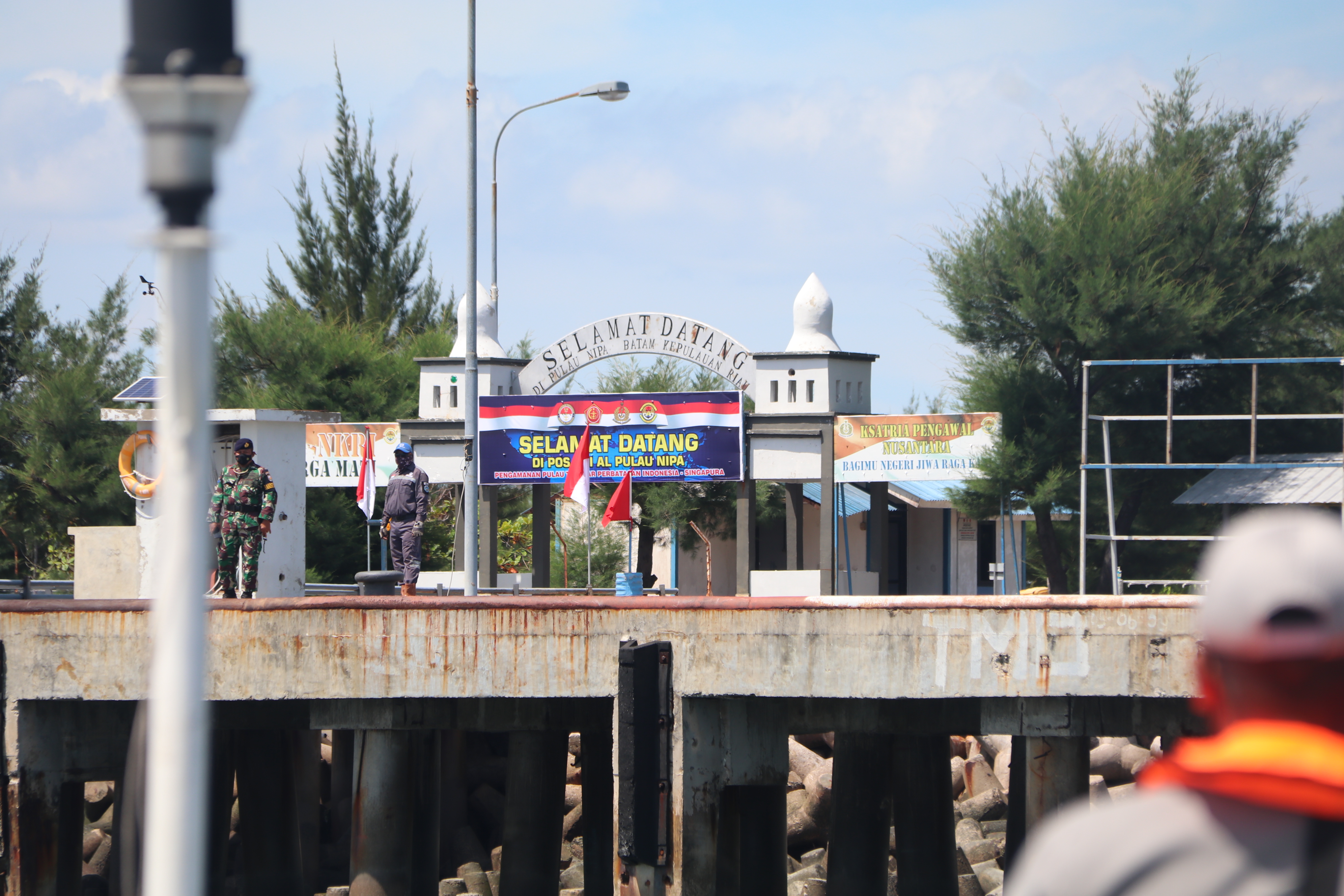 Kujungan ke pulau kecil terluar Pulau Putri dan Pulau Nipa di Prov. Kepulauan Riau (16-17/6)