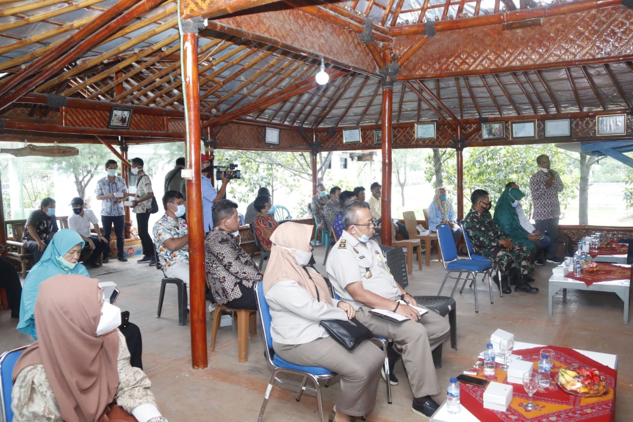 Peresmian Washing Plant dan Dialog Dengan Petambak Garam di Brebes, Selasa (22/12)