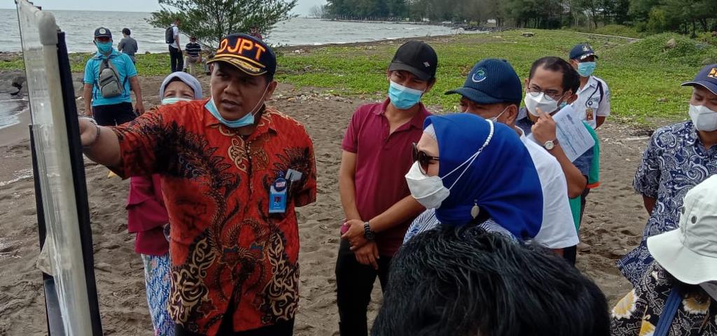 Kunjungan Kerja Meninjau Pembangunan Pelabuhan Perikanan On Shore di Pekalongan