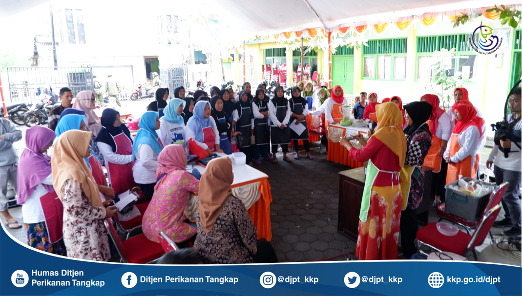 DJPT Bersama BRI Lakukan Peningkatan Kapasitas Nelayan dan Keluarga Nelayan di Kab. Demak melalui Program Pemberdayaan