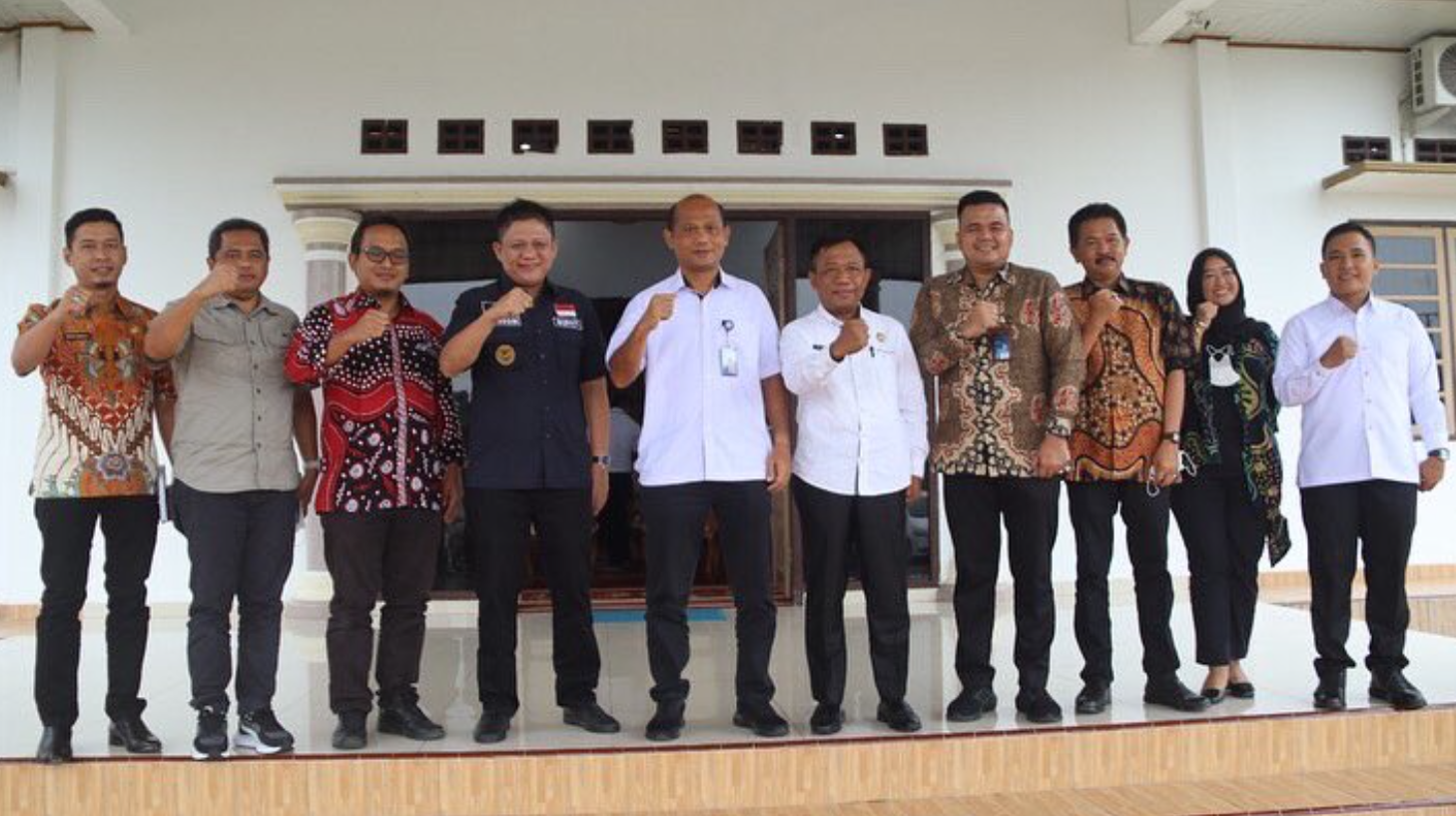 Dirjen PB melakukan peninjauan pembangunan Unit Produksi Pakan Ikan Mandiri di Kabupaten Oku Timur, Provinsi Sumatera Selatan