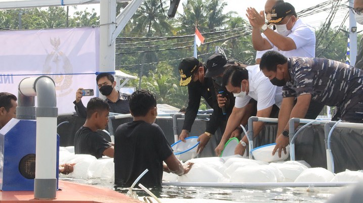 Dirjen PB menghadiri acara tebar benur udang vaname di Kab. Jembrana, Bali (25/02/2022)