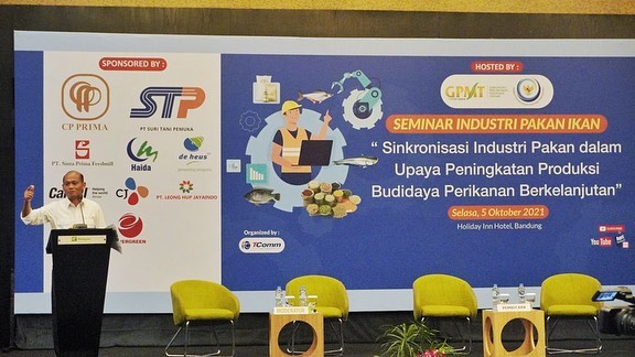 Dirjen PB membuka kegiatan Sinkronisasi Industri Pakan di Bandung (5/10/21)