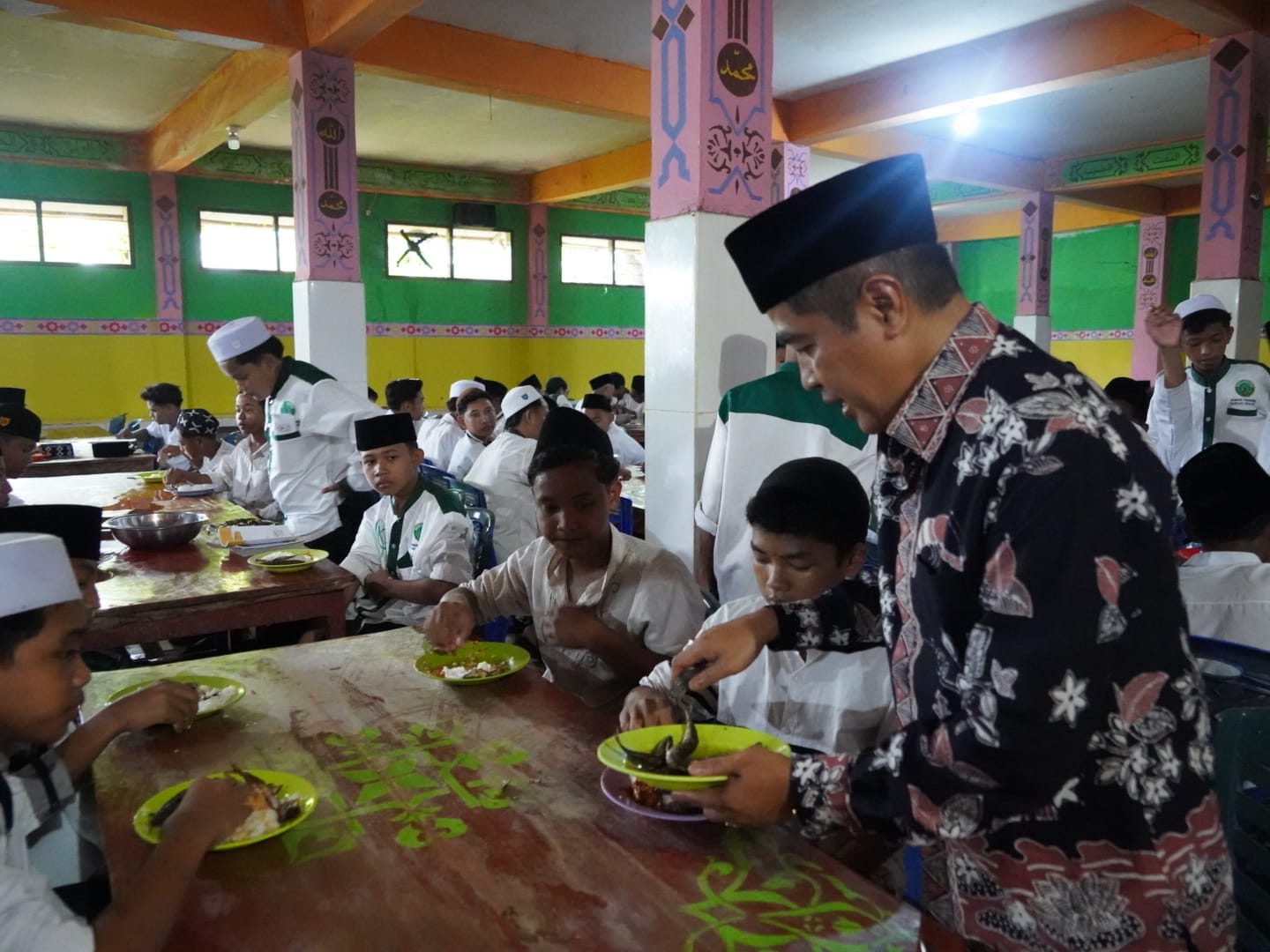 Protein Ikan untuk Santri