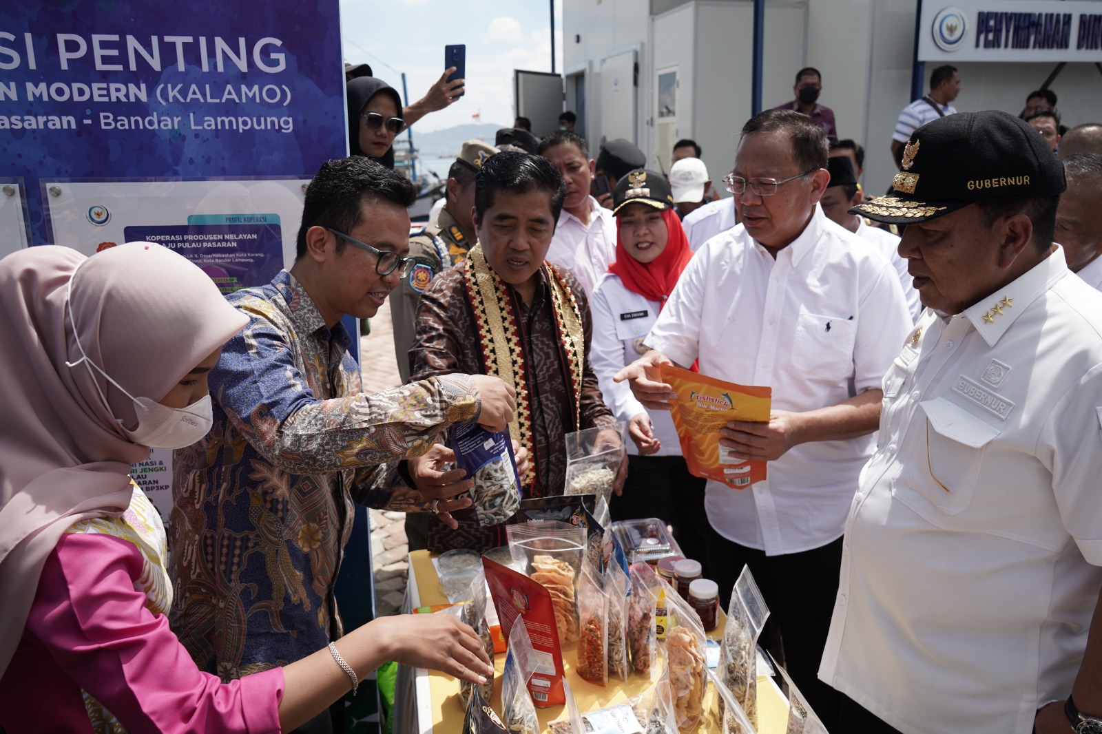 Peresmian Kampung Nelayan Modern Pulau Pasaran