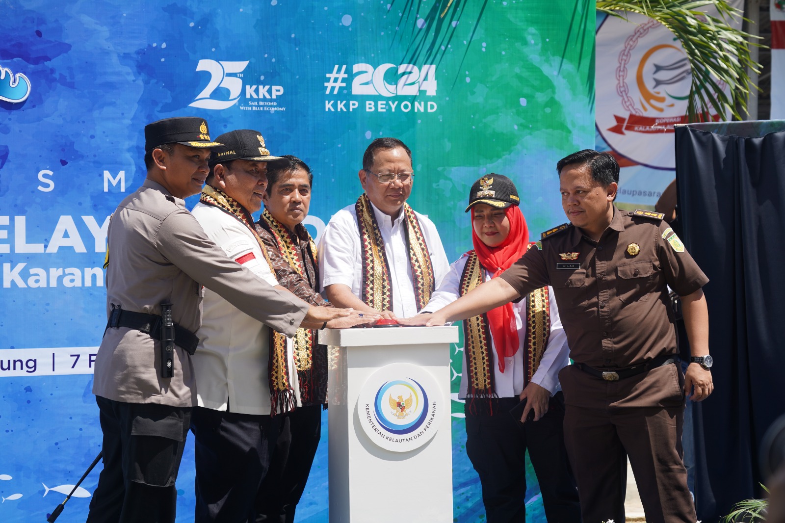 Peresmian Kampung Nelayan Modern Pulau Pasaran