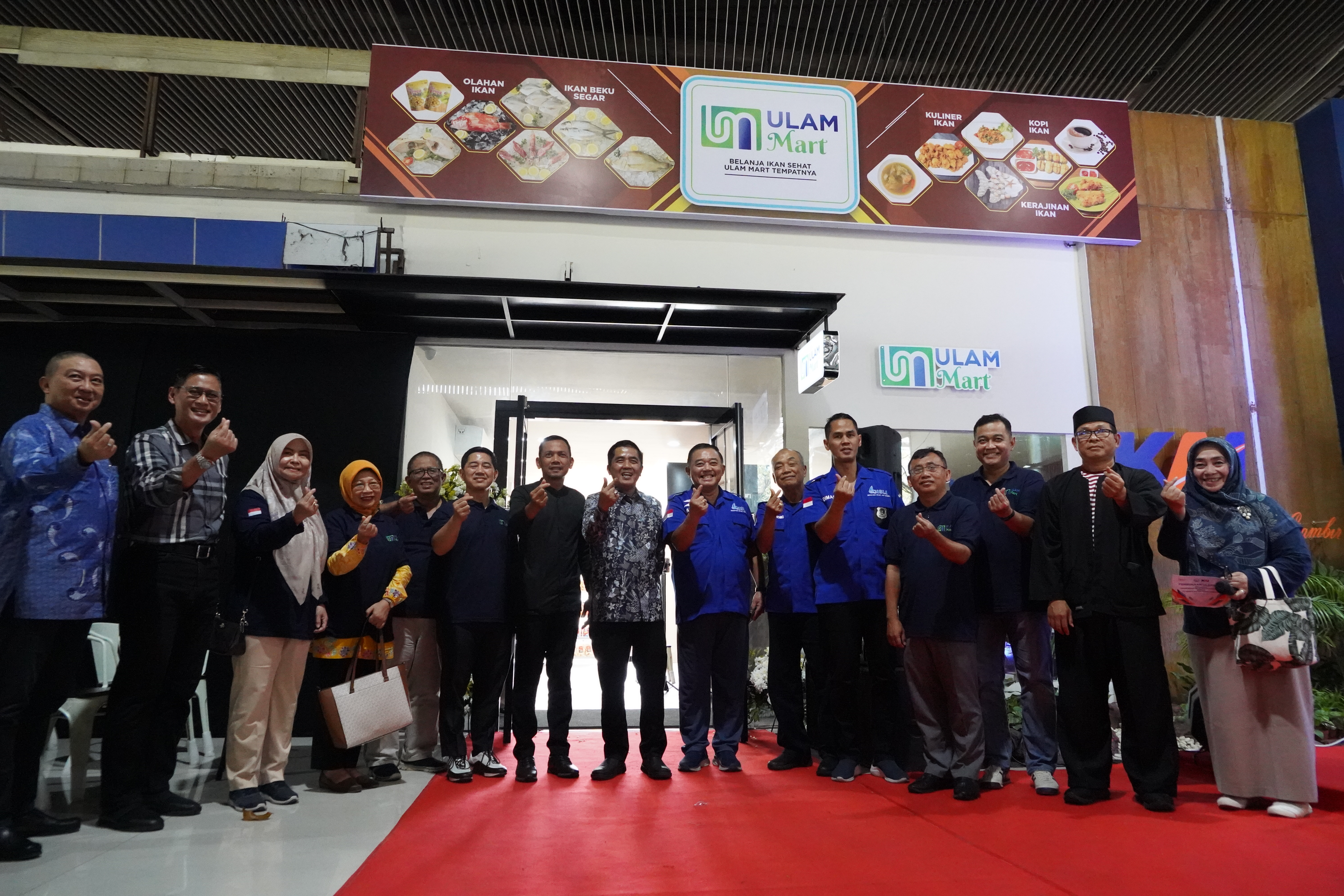 Peresmian Gerai Produk UMKM Perikanan ”Ulammart” di Stasiun Gambir