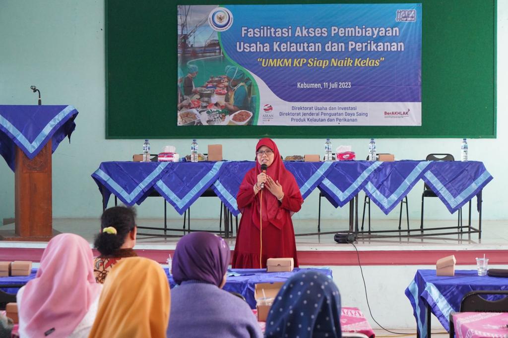 Fasilitasi Akses Pembiayaan Usaha Kelautan dan Perikanan ”UMKM Siap Naik Kelas”