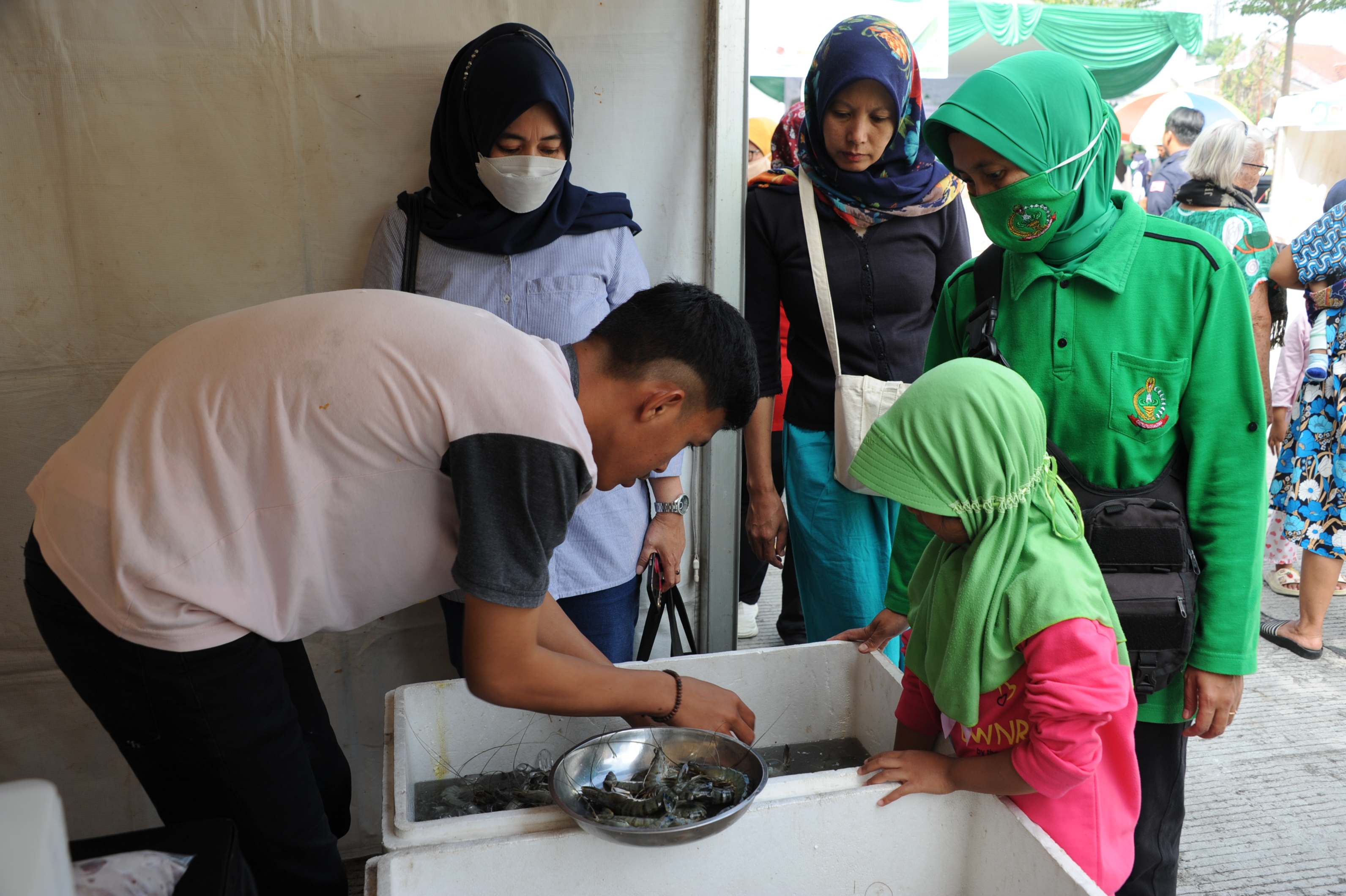 Pasar Ikan Murah Ramadan (PIMR) di Kota Bandung