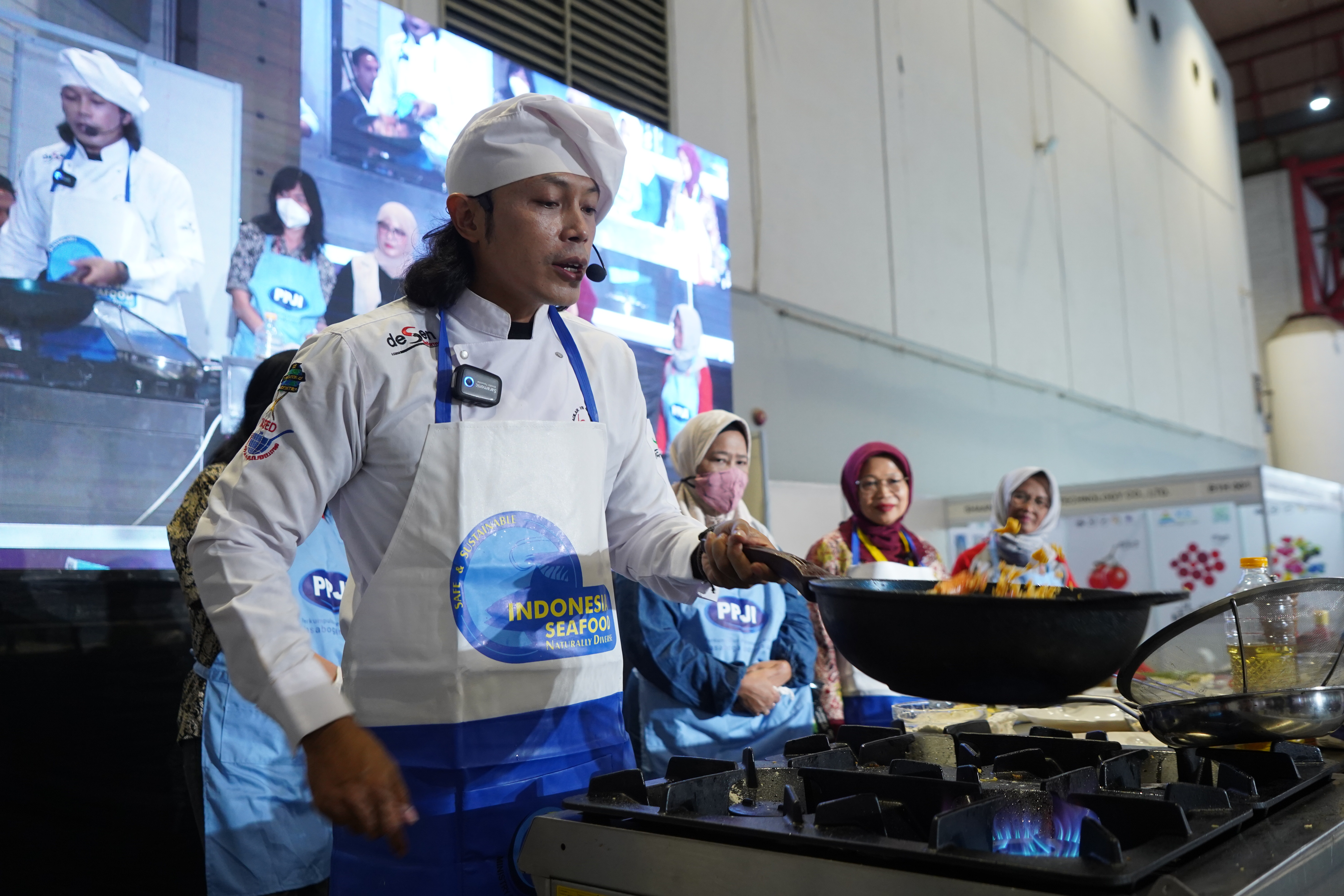 PPJI dan Krista Exhibitions cooking demo