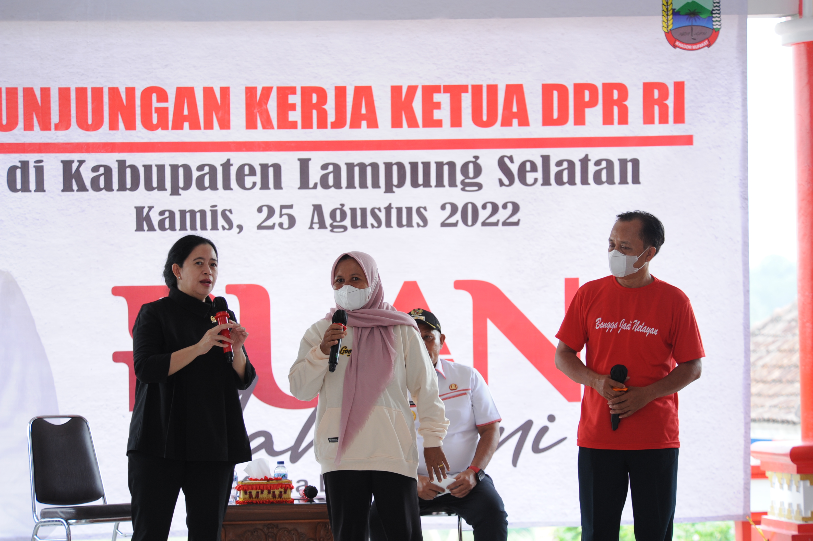 Kampanye Gemarikan dan Penyerahan Bantuan bersama Ketua DPR Ibu Puan Maharani Lampung