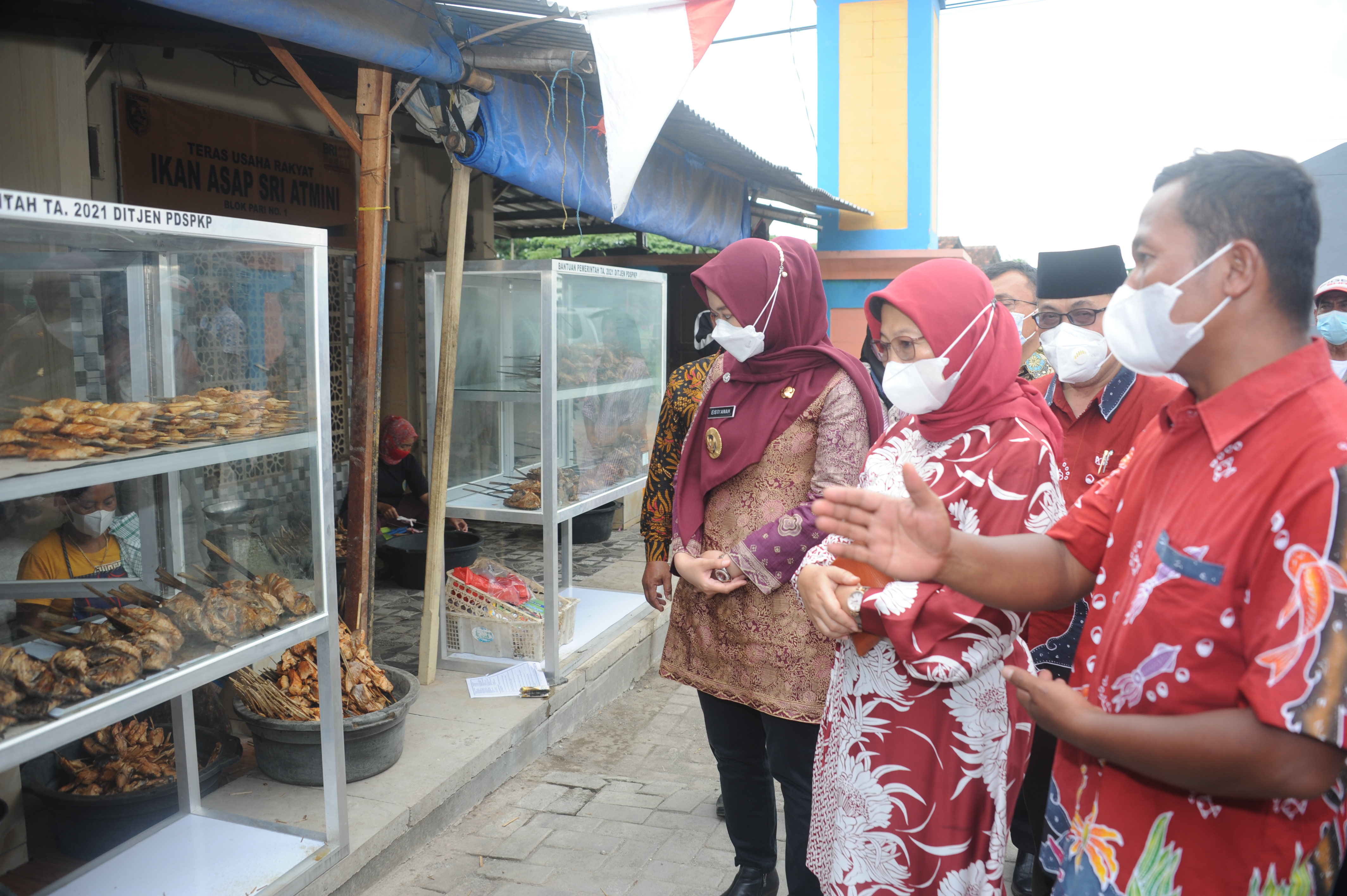 Penyerahan Bantuan di Kabupaten Demak