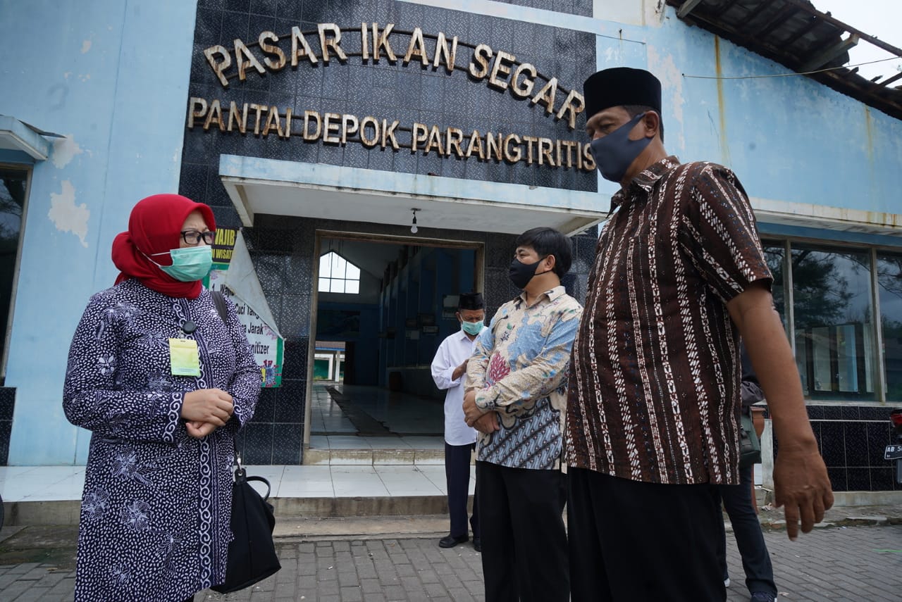 Penyerahan Bantuan Stimulus Pemasar Ikan di Kabupaten Bantul - DIY