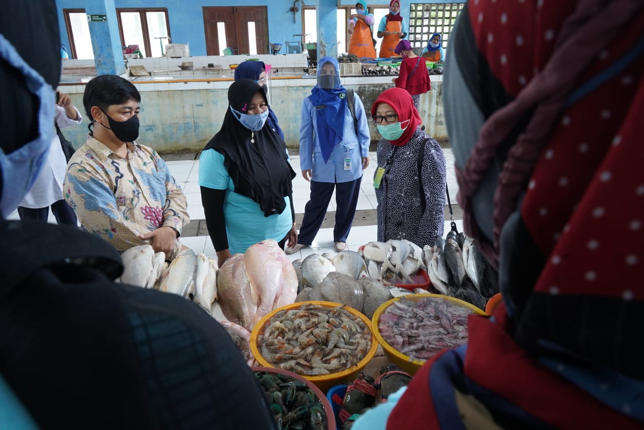 Penyerahan Bantuan Stimulus Pemasar Ikan di Kabupaten Bantul - DIY