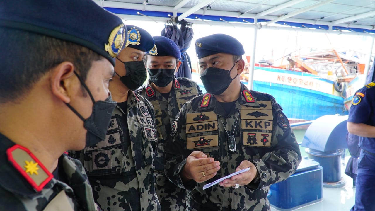 Konferensi Pers Penangkapan 2 KIA Pelaku Illegal Fishing Berbendera Vietnam di Pangkalan PSDKP Batam (22/8)