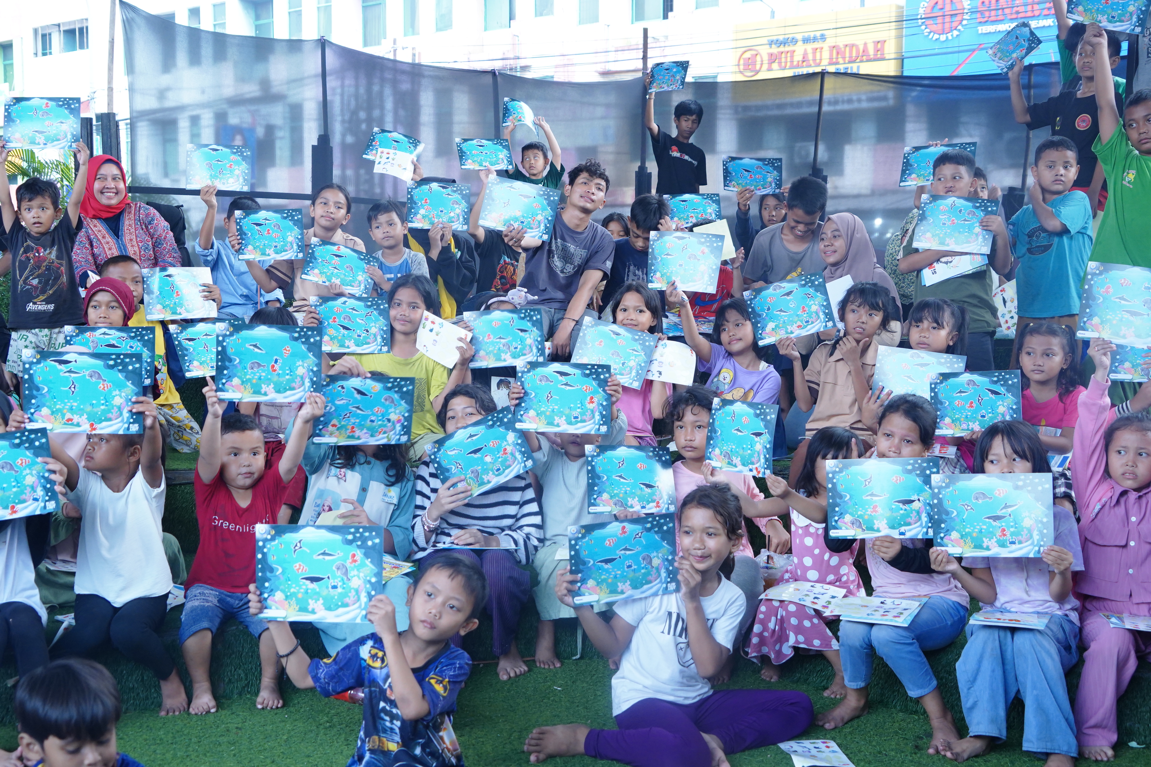 World Ocean Day, KKP Peringati bersama Anak-anak TBM Kolong melalui Literasi Kelautan