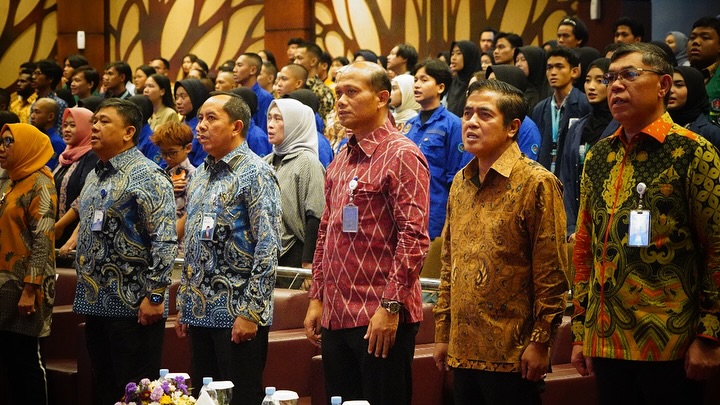 Dirjen PB mendampingi Menteri Kelautan dan Perikanan pada Kegiatan Bincang Bahari memperingati World Oceans Day