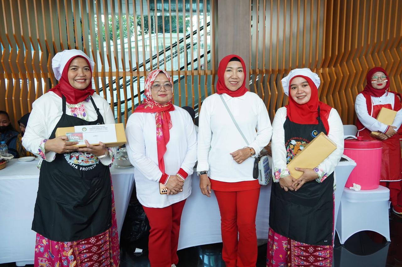 Lomba Masak Dharma Wanita Persatuan KKP