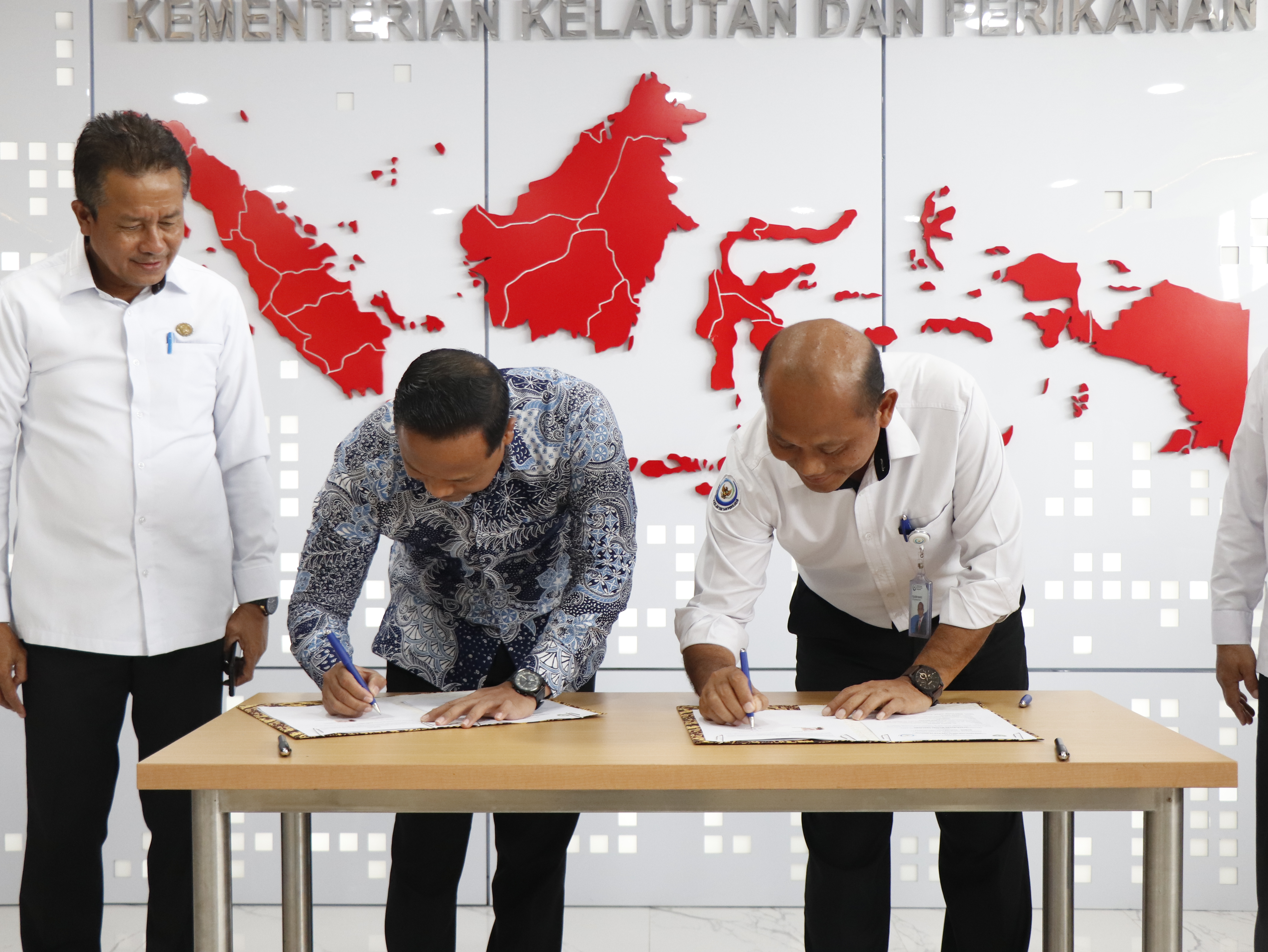 Penandatanganan Perjanjian Kerja Sama dengan Pemerintah Kabupaten Maluku Tenggara