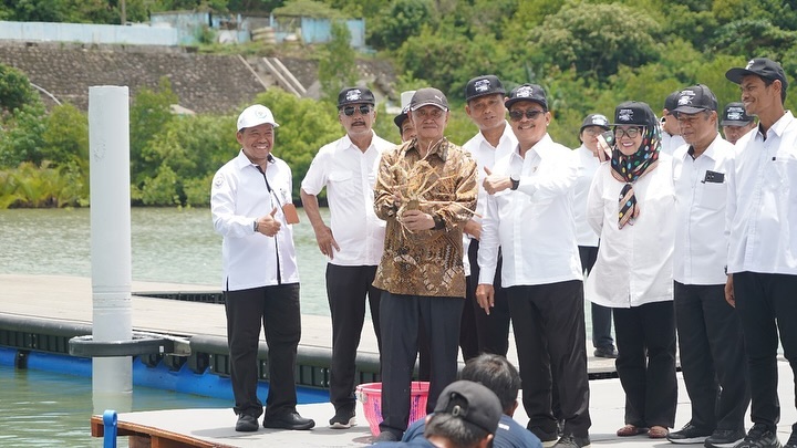 Peresmian Modeling Budidaya Lobster di Batam